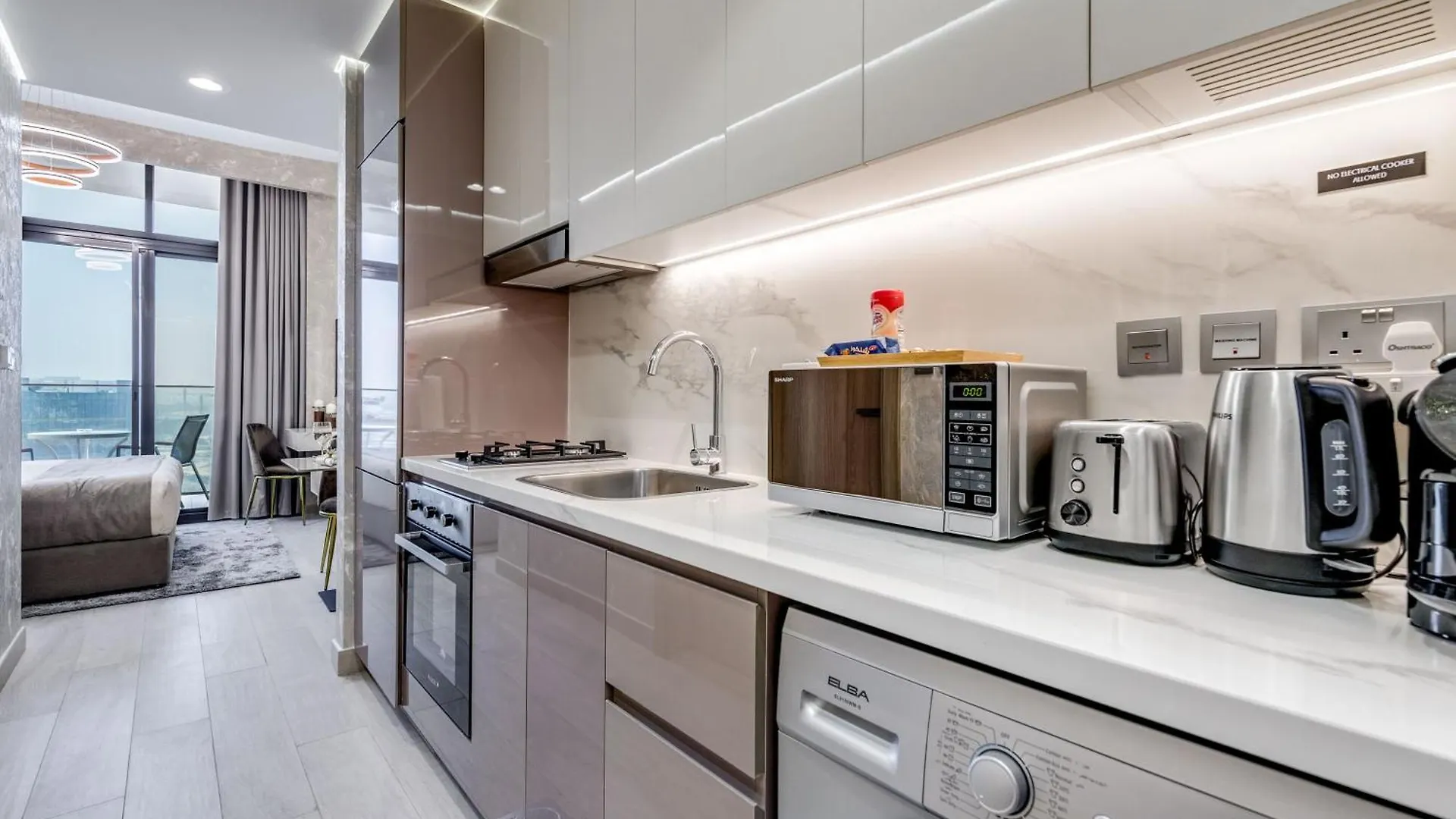 Globalstay Azizi Riviera 48 Dubai