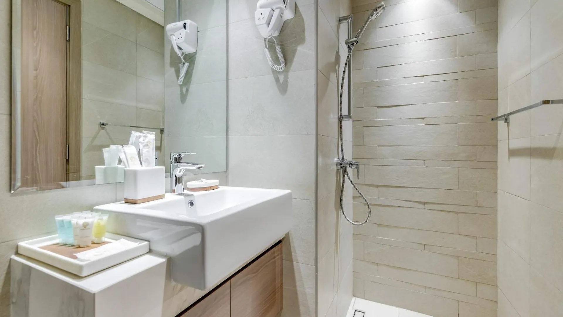 Globalstay Azizi Riviera 48 Dubai Apartment